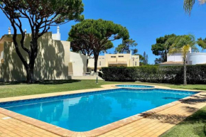 Villa 4BD GOLF POOl Beach Wi Fi